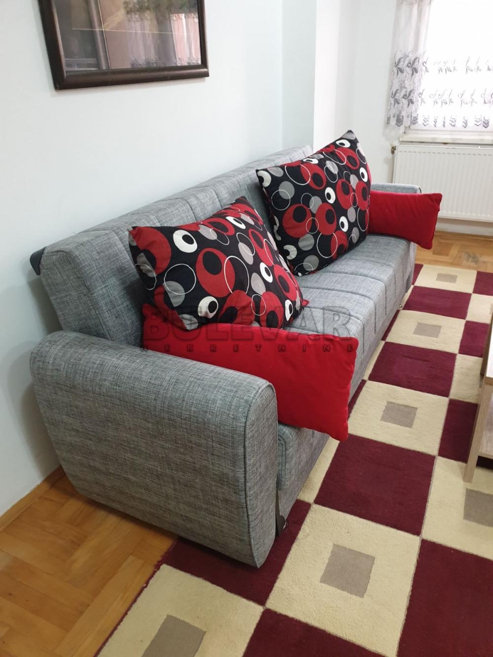 Slika 1 - Kej Kola srpskih sestara, Jednoiposoban stan za izdavanje, 42m2, 300€