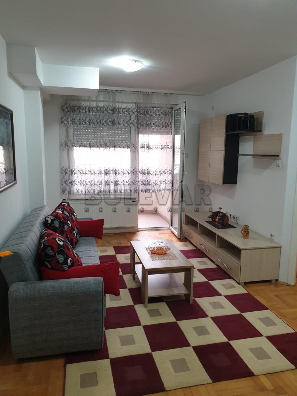 Slika 2 - Kej Kola srpskih sestara, Jednoiposoban stan za izdavanje, 42m2, 300€
