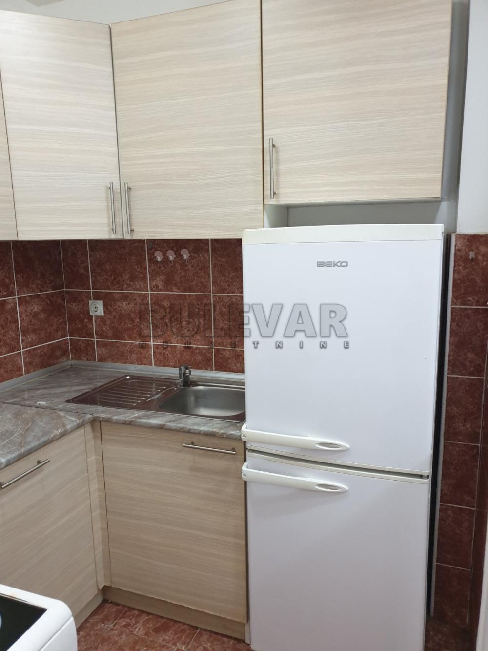 Slika 7 - Kej Kola srpskih sestara, Jednoiposoban stan za izdavanje, 42m2, 300€