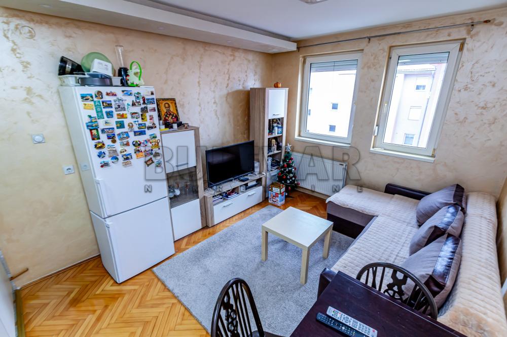 Glavna slika oglasa 382246