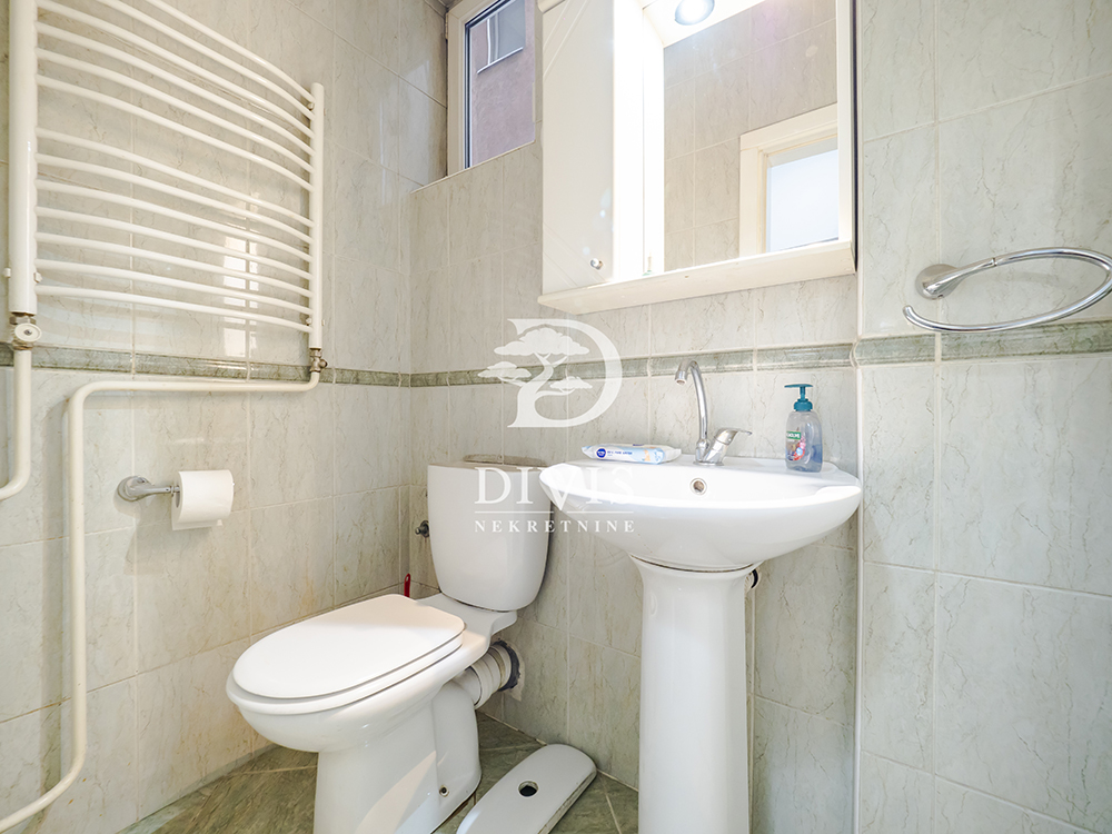 Slika 0 - Nikolaja Hartviga, Trosoban stan na prodaju, 88m2, 305.000€