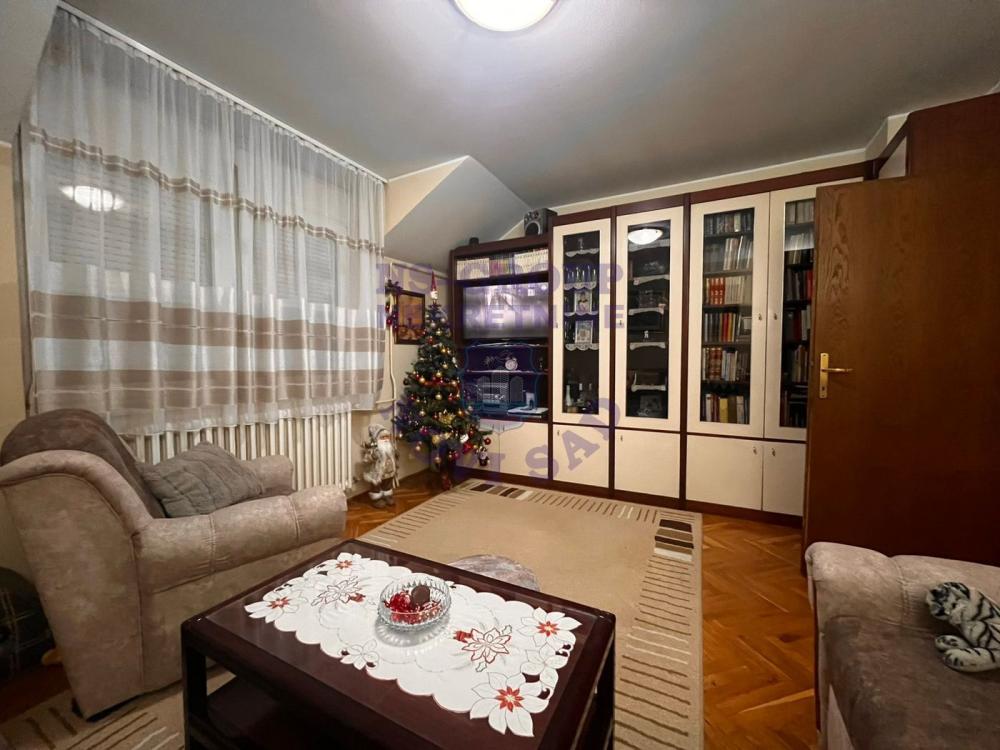 Slika 1 - Četvorosoban stan na prodaju, 87m2, 159.000€