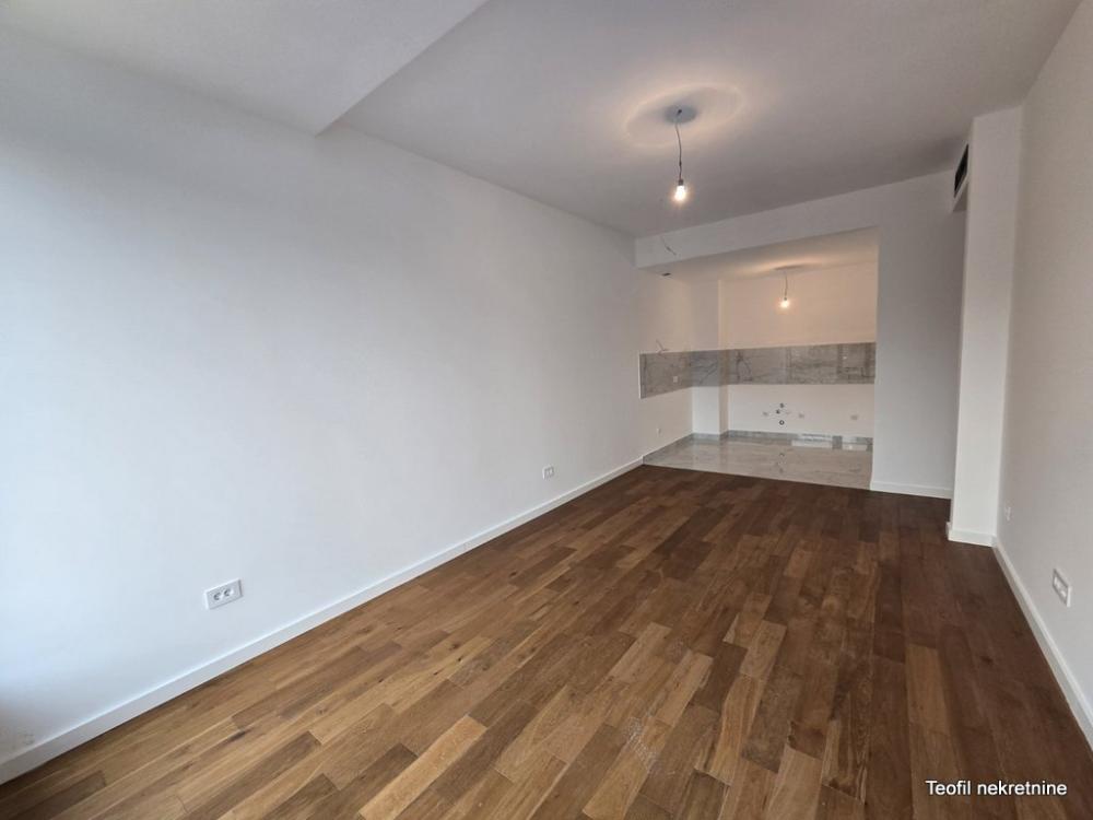 Slika 3 - Vojvode Đurovića, Trosoban stan na prodaju, 65m2, 227.500€
