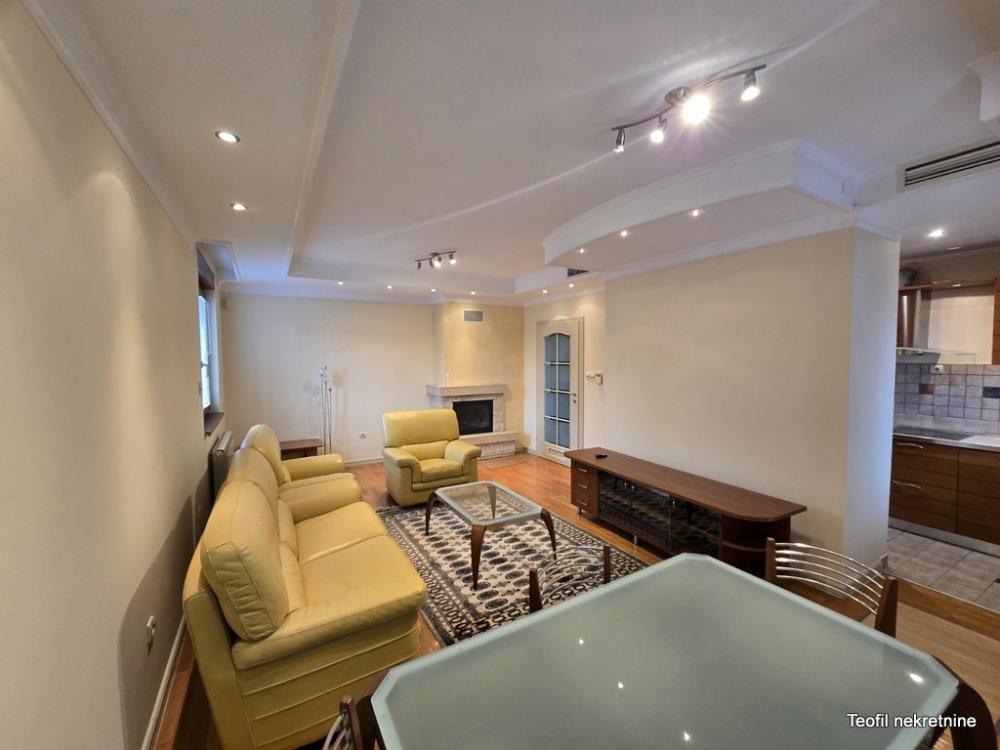 Slika 2 - Admirala Vukovića, Trosoban stan na prodaju, 77m2, 261.000€