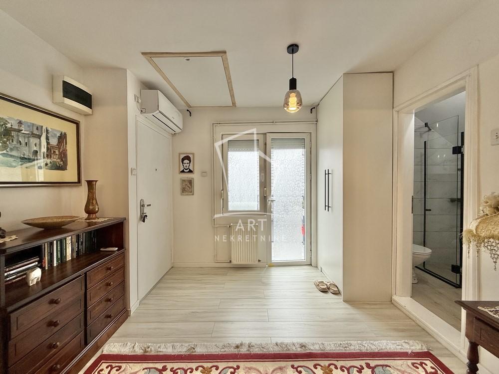 Slika 10 - Mile Dimić, Dvosoban stan na prodaju, 40m2, 120.000€