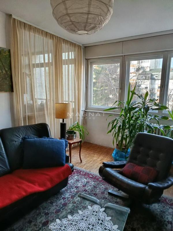 Slika 3 - Luke Vojvodića, Trosoban stan na prodaju, 77m2, 192.000€