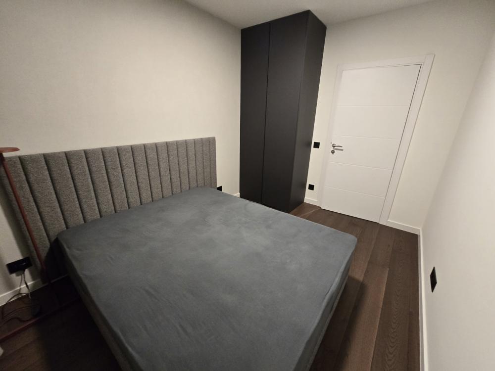 Slika 7 - Kneza Stracimira, Trosoban stan za izdavanje, 66m2, 1.100€