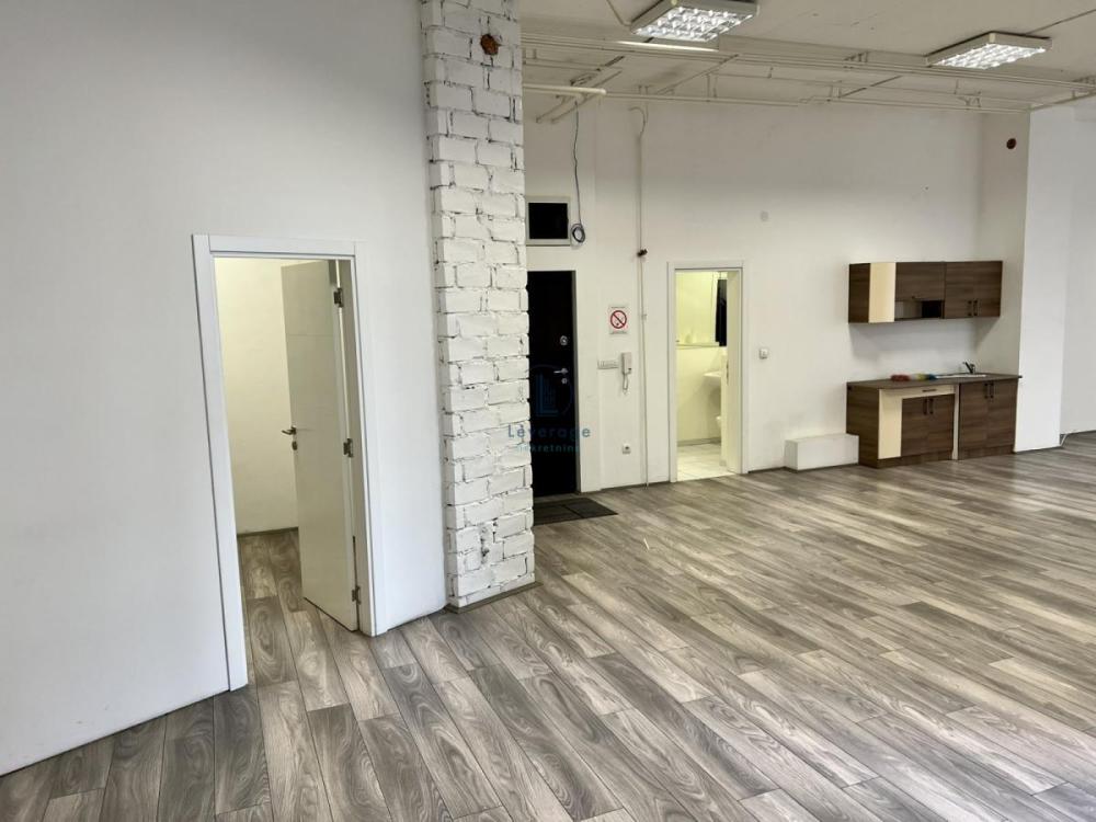 Slika 4 - Žorža Klemansoa,  Lokal za izdavanje, 180m2, 2.500€