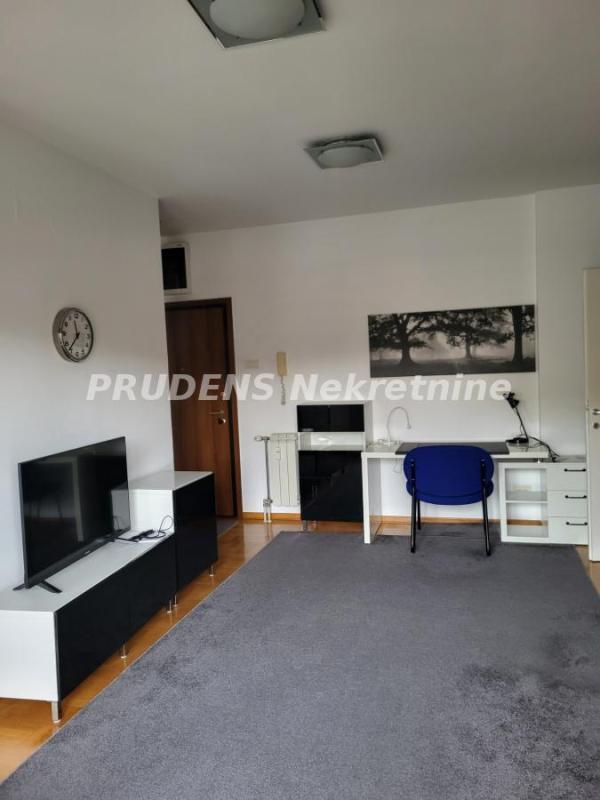 Slika 1 - Vojislava Ilića, Dvosoban stan na prodaju, 59m2, 237.000€