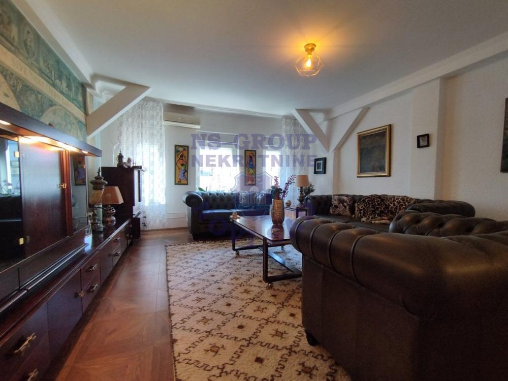 Glavna slika -Četvorosoban stan na prodaju, 115m2, 288.400€