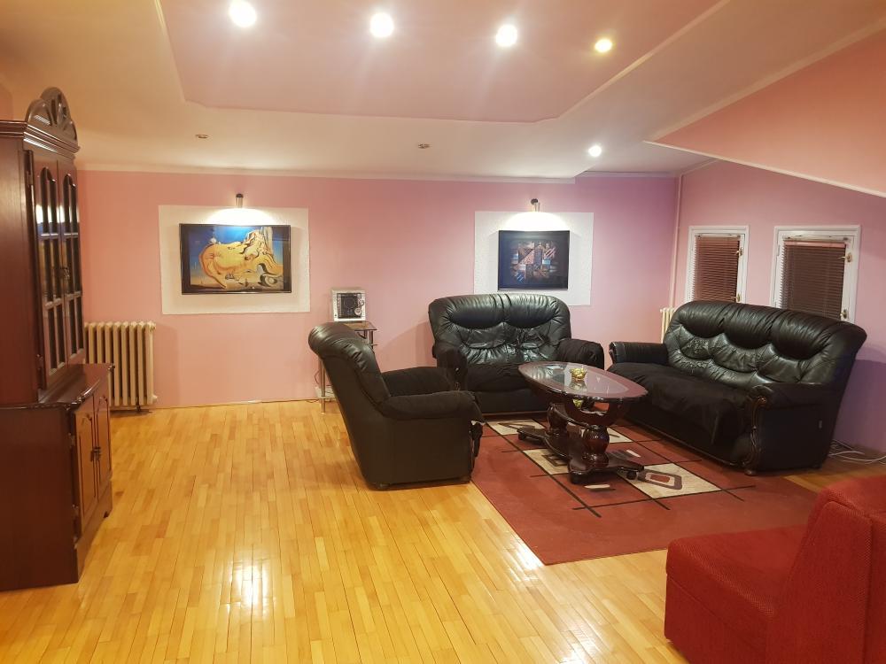 Glavna slika -., Četvorosoban stan na prodaju, 142m2, 459.000€