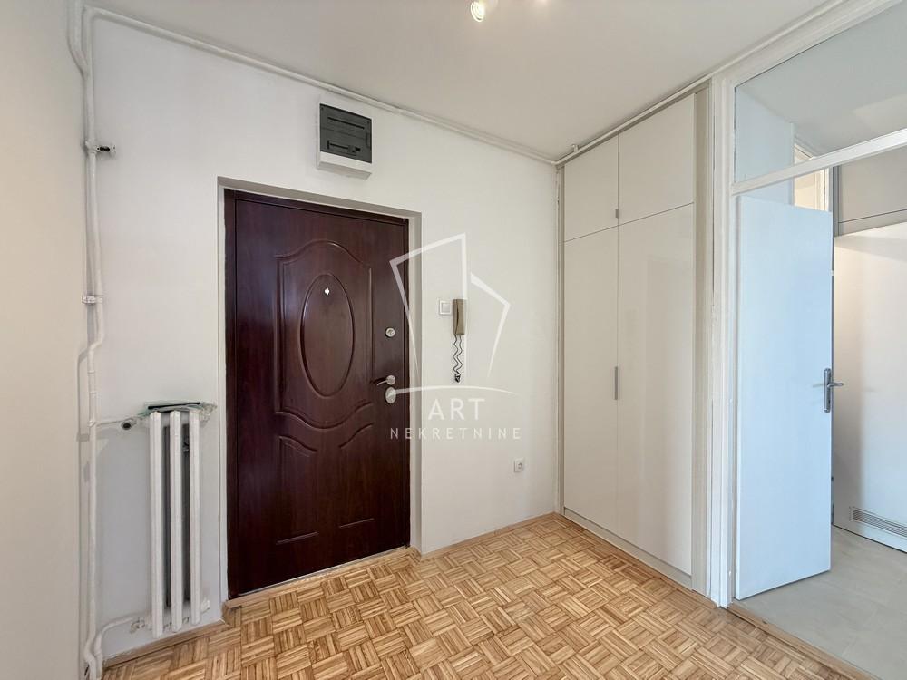 Slika 6 - Mike Alasa, Trosoban stan za izdavanje, 69m2, 800€