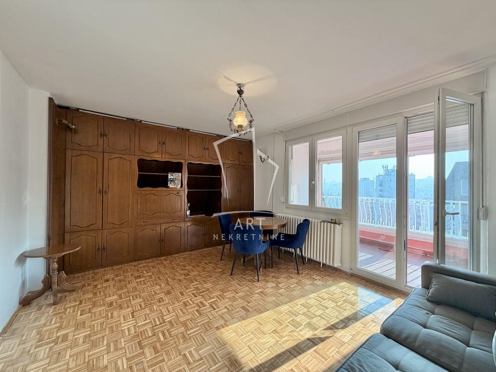 Slika 2 - Mike Alasa, Trosoban stan za izdavanje, 69m2, 800€