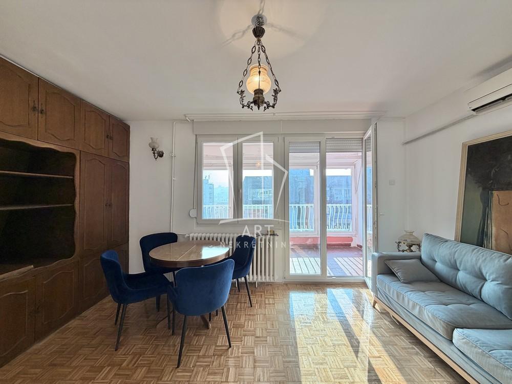 Slika 1 - Mike Alasa, Trosoban stan za izdavanje, 69m2, 800€