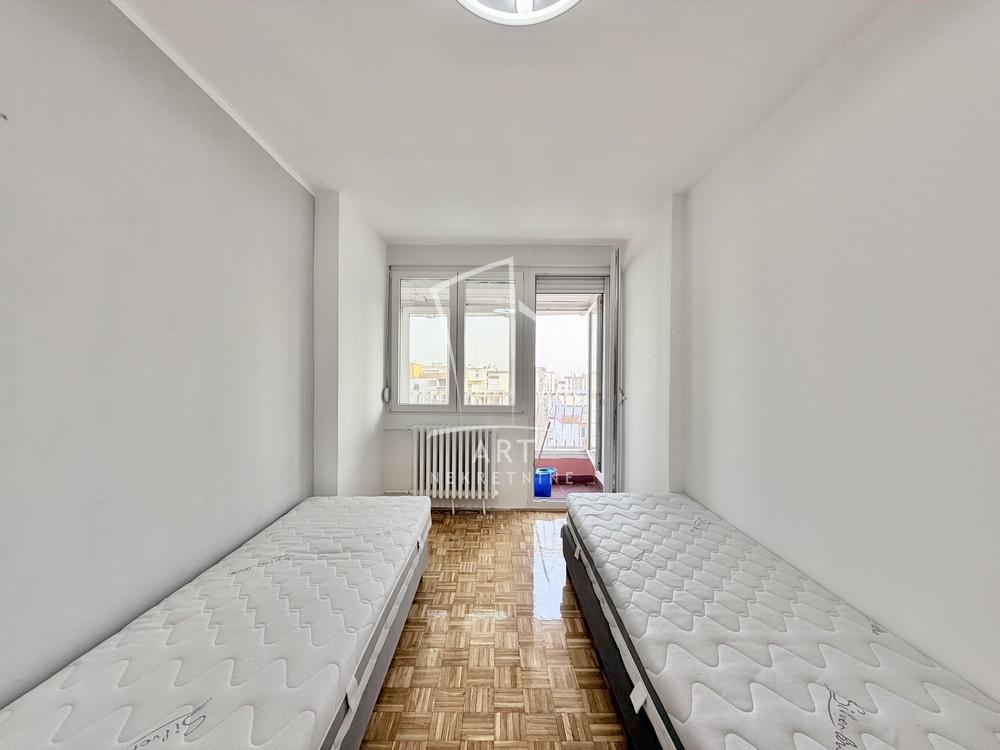 Slika 10 - Mike Alasa, Trosoban stan za izdavanje, 69m2, 800€