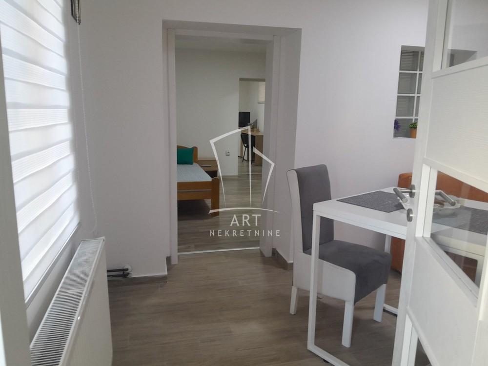 Slika 1 - Kačerska, Dvosoban stan za izdavanje, 42m2, 500€