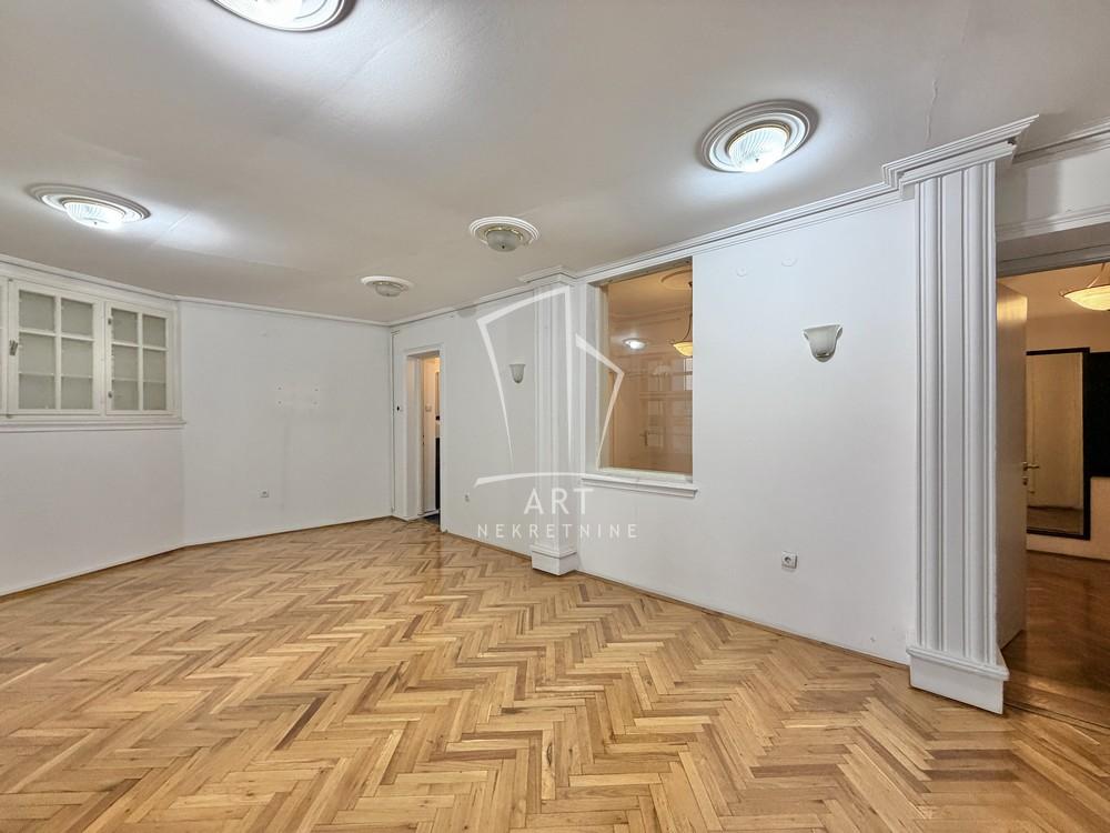 Slika 3 - Čubrina, Četvorosoban stan na prodaju, 78m2, 590.000€