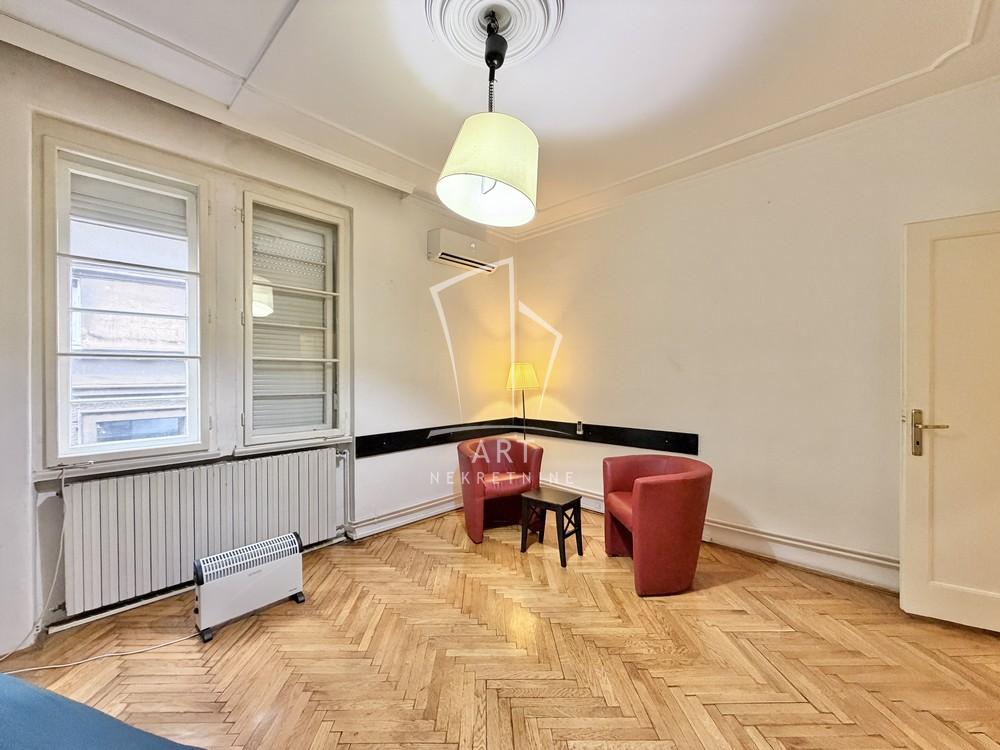 Slika 2 - Čubrina, Četvorosoban stan na prodaju, 78m2, 590.000€