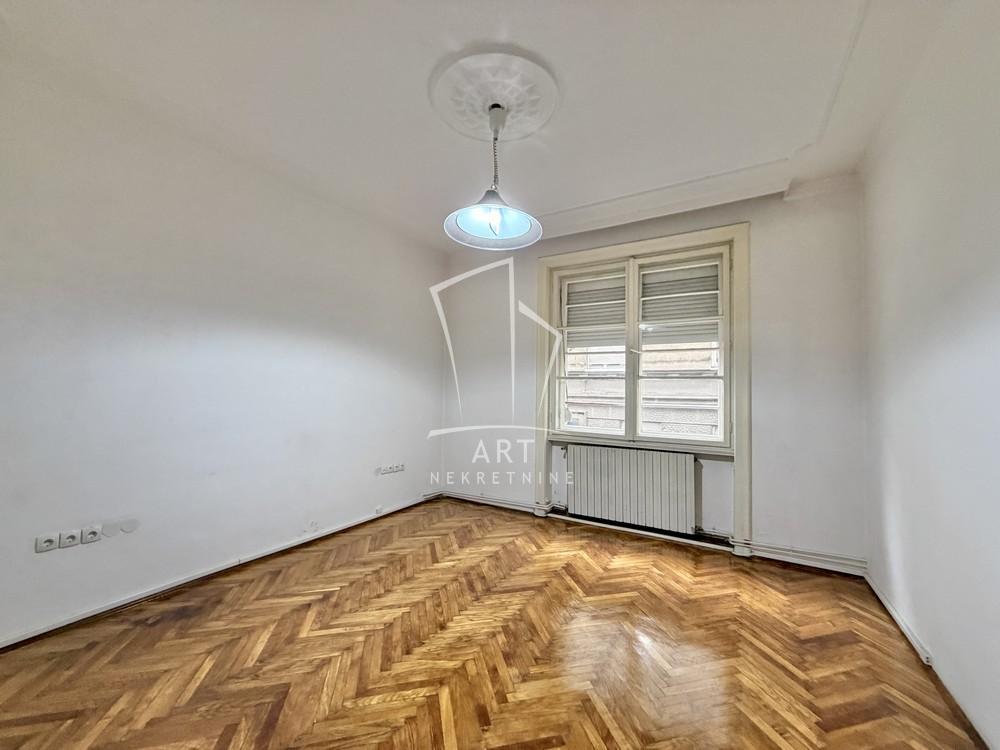 Slika 5 - Čubrina, Četvorosoban stan na prodaju, 78m2, 590.000€