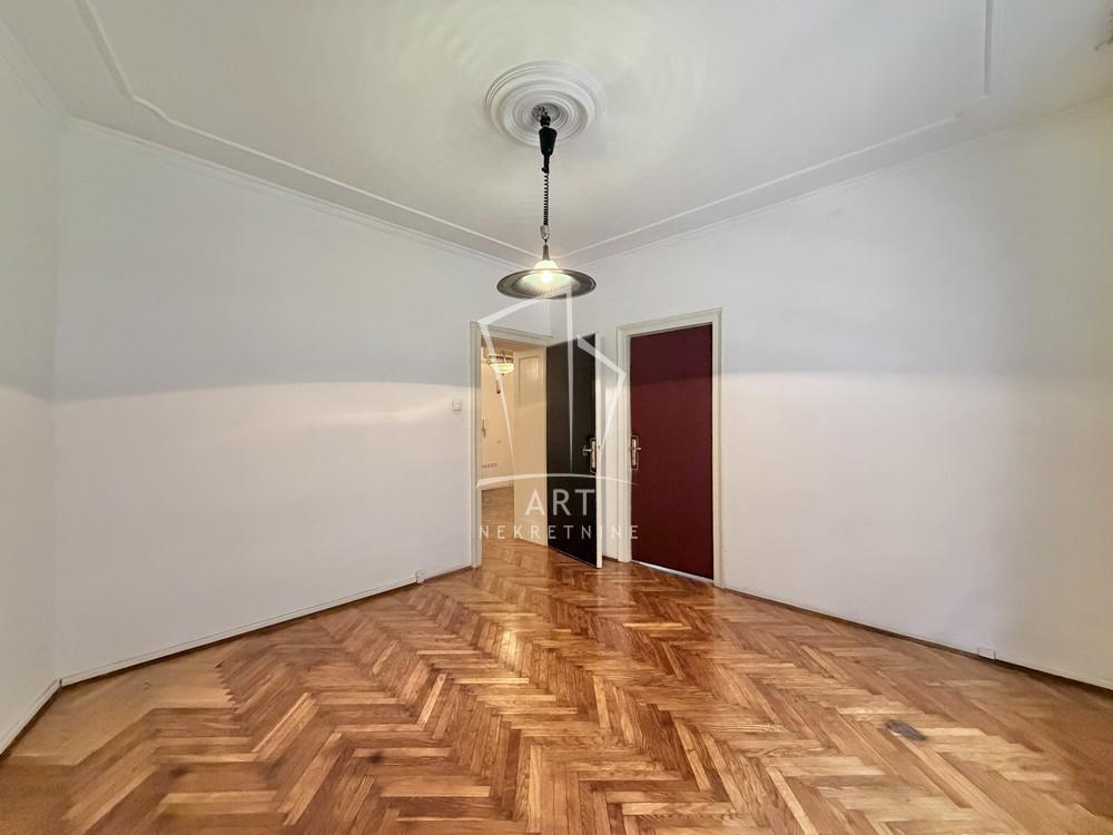 Slika 9 - Čubrina, Četvorosoban stan na prodaju, 78m2, 590.000€