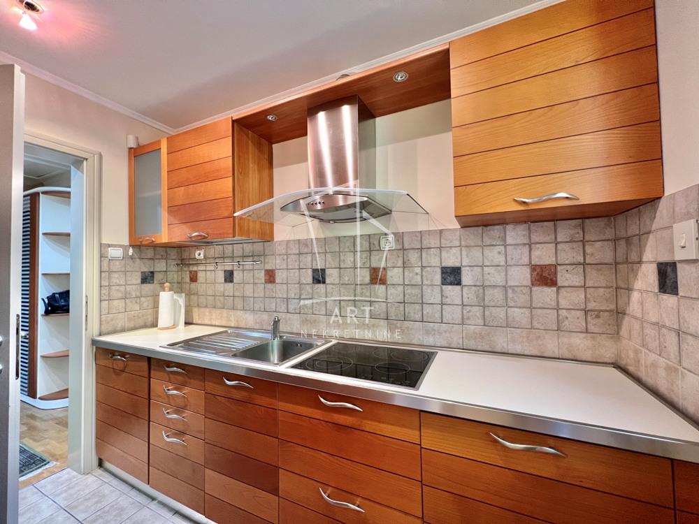 Slika 5 - Admirala Vukovića, Dvoiposoban stan na prodaju, 77m2, 261.800€