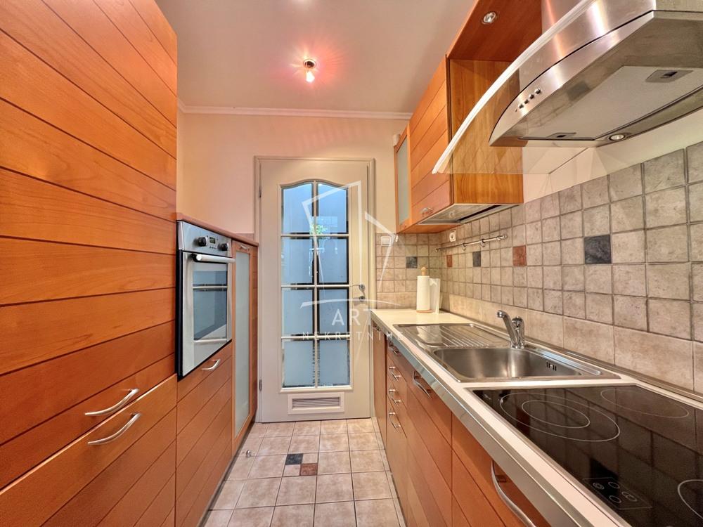 Slika 4 - Admirala Vukovića, Dvoiposoban stan na prodaju, 77m2, 261.800€