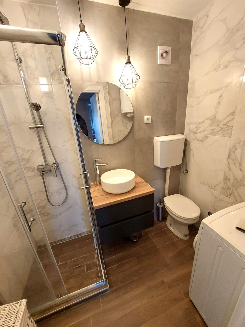 Slika 7 - Dvosoban stan za izdavanje, 400€