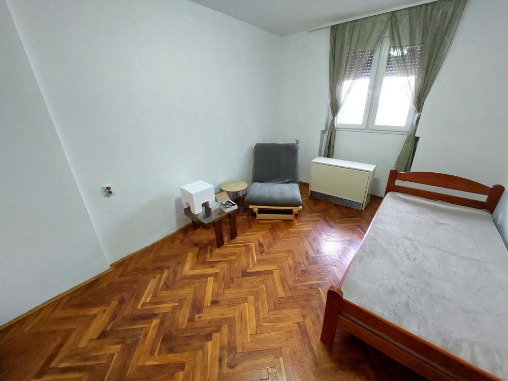 Slika 4 - Dvosoban stan za izdavanje, 400€