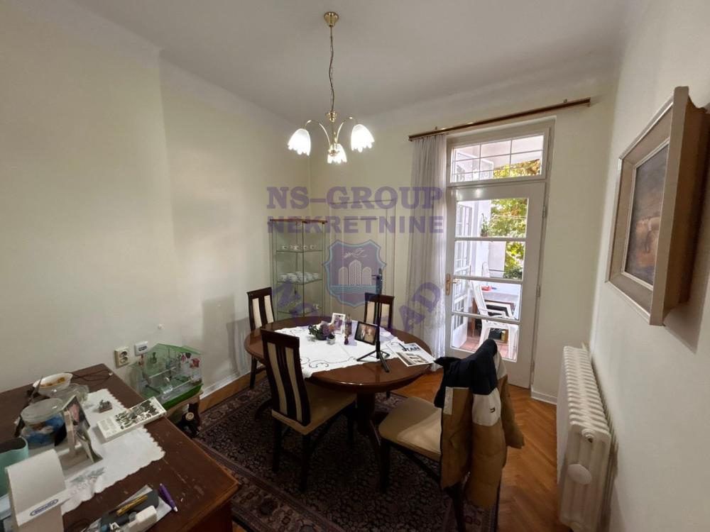 Slika 1 - Četvorosoban stan na prodaju, 104m2, 275.830€