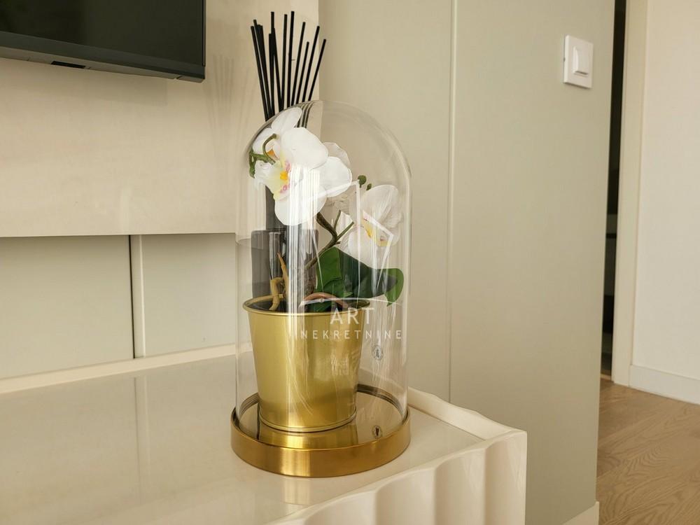 Slika 2 - Bulevar Vudroa Vilsona, Dvosoban stan za izdavanje, 53m2, 1.400€