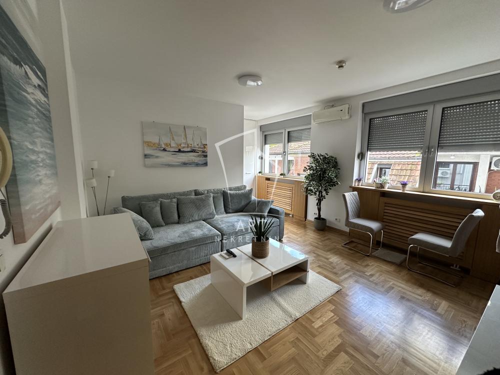 Slika 1 - Skender Begova, Jednosoban stan za izdavanje, 30m2, 600€