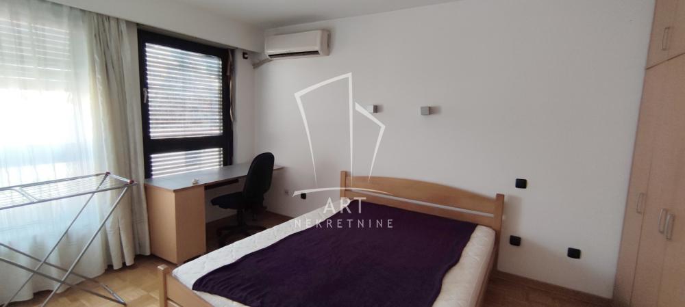 Slika 2 - Golsvordijeva, Dvosoban stan za izdavanje, 41m2, 600€