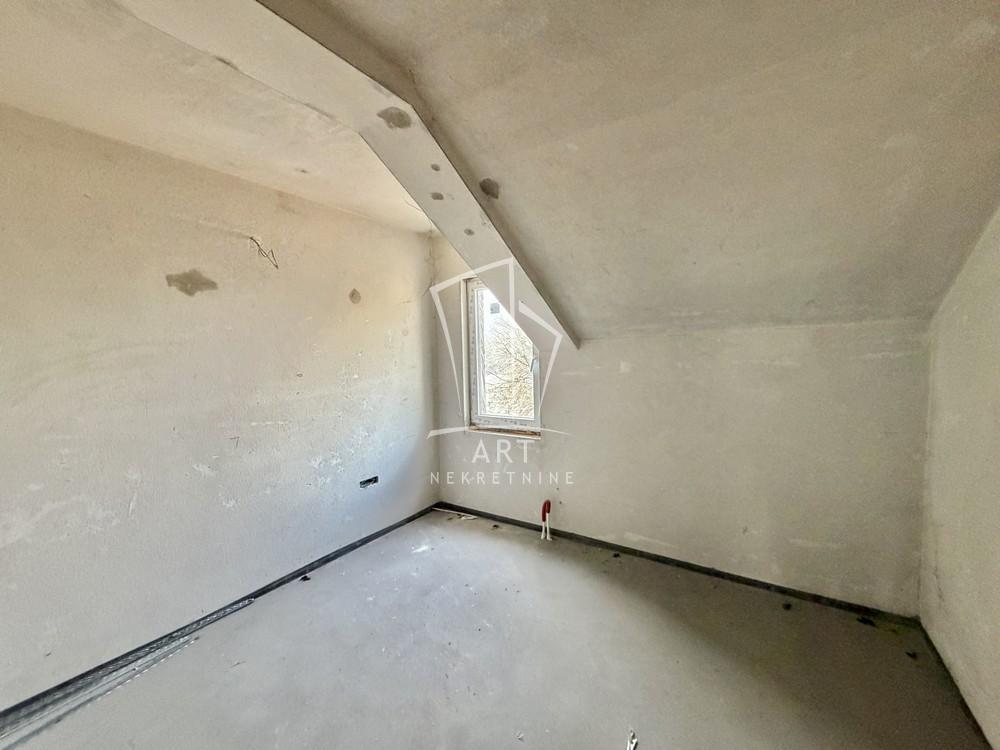 Slika 8 - Braće Nikolić,  Kuća na prodaju, 528m2, 600.000€