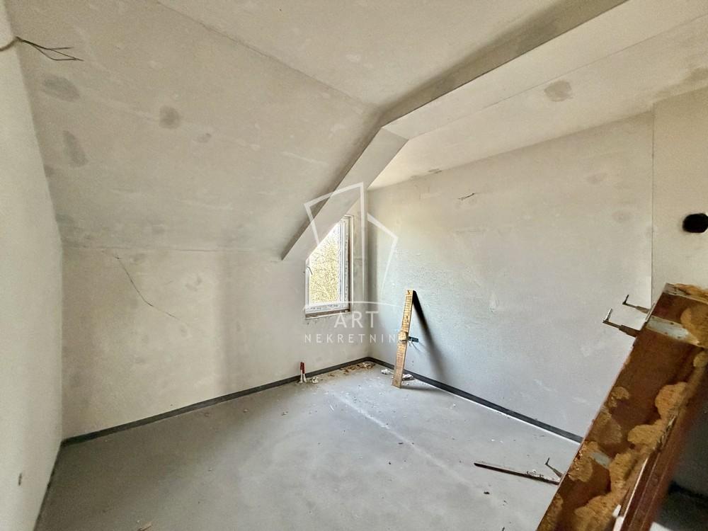 Slika 7 - Braće Nikolić,  Kuća na prodaju, 528m2, 600.000€