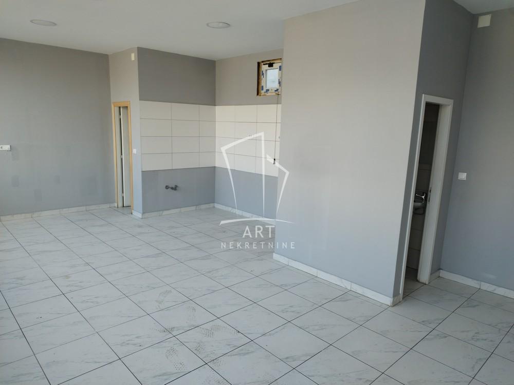 Slika 2 - Avalska,  Lokal za izdavanje, 40m2, 500€