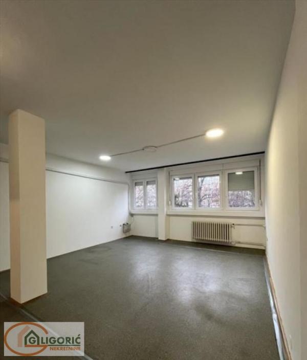 Glavna slika -Trosoban stan za izdavanje, 71m2, 700€