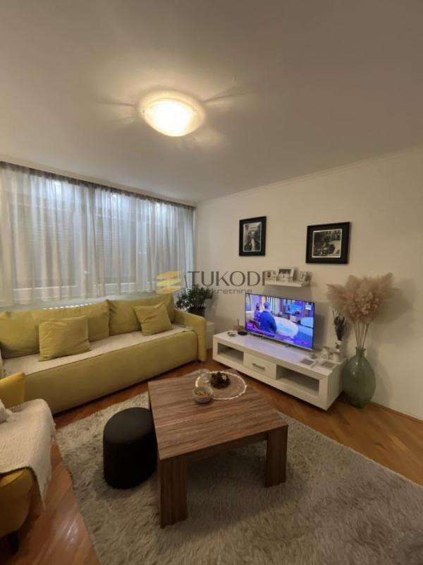 Slika 2 - Trosoban stan na prodaju, 63m2, 150.000€