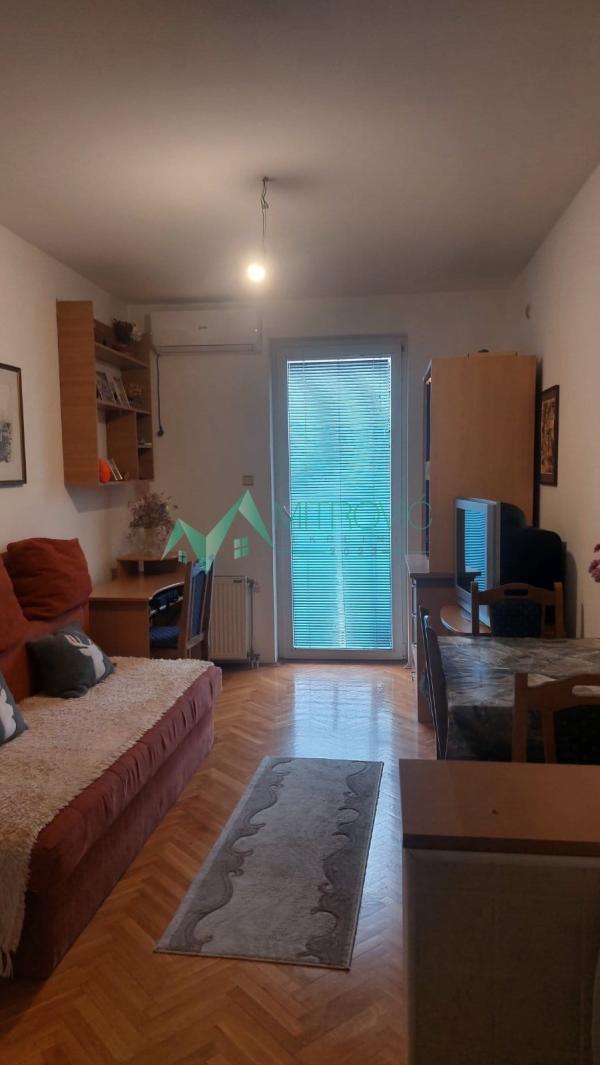 Glavna slika -Jednoiposoban stan za izdavanje, 33m2, 320€