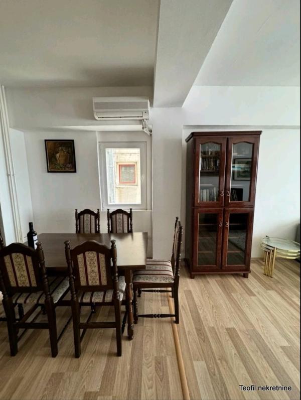 Slika 2 - Bulevar Arsenija Čarnojevića, Dvoiposoban stan na prodaju, 60m2, 240.000€