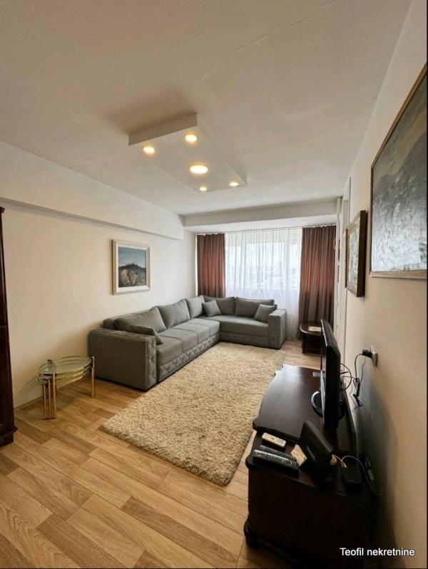 Glavna slika -Bulevar Arsenija Čarnojevića, Dvoiposoban stan na prodaju, 60m2, 240.000€