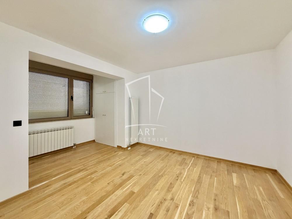 Slika 6 - Kneza Višeslava, Kuća za izdavanje, 303m2, 6.500€