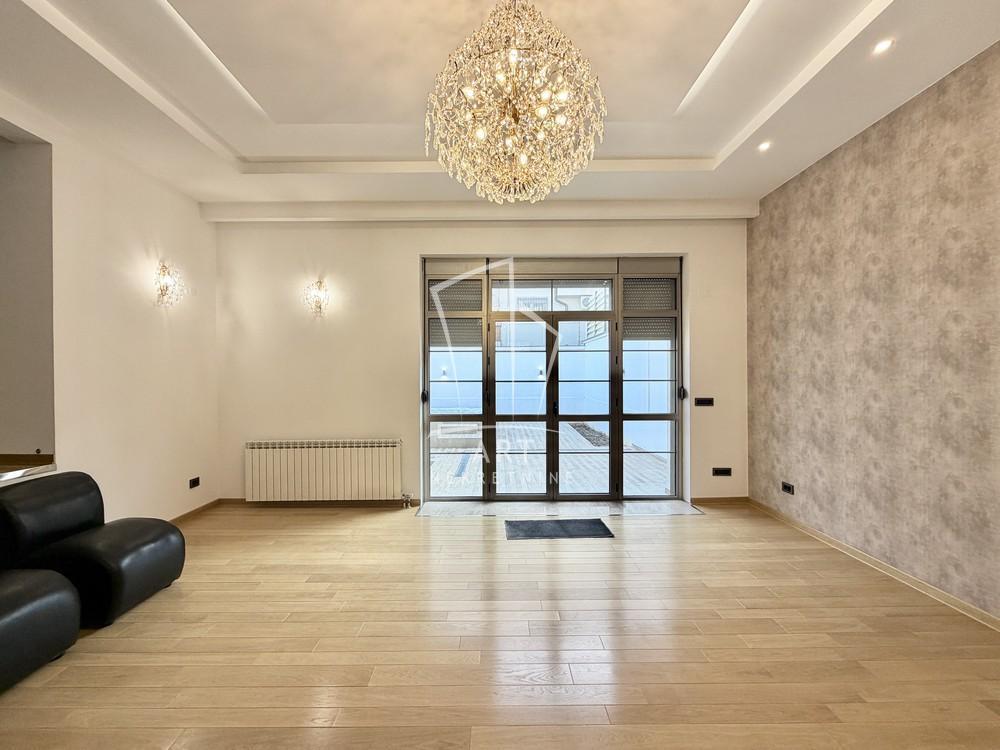 Glavna slika -Kneza Višeslava, Kuća za izdavanje, 303m2, 6.500€