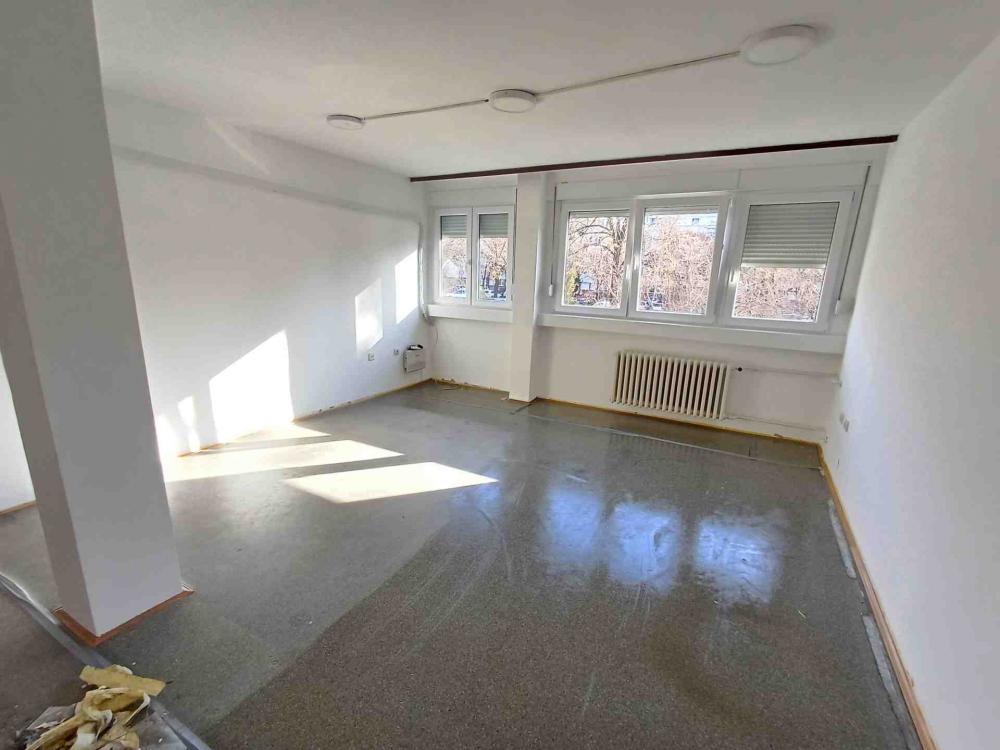 Slika 1 - Narodnih heroja, Trosoban stan za izdavanje, 71m2, 700€