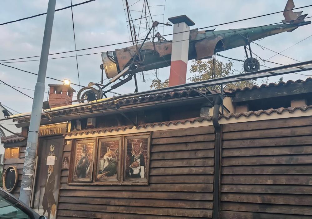 Slika 0 - Pere Velimirovića 28,  Lokal za izdavanje, 350m2, 10€