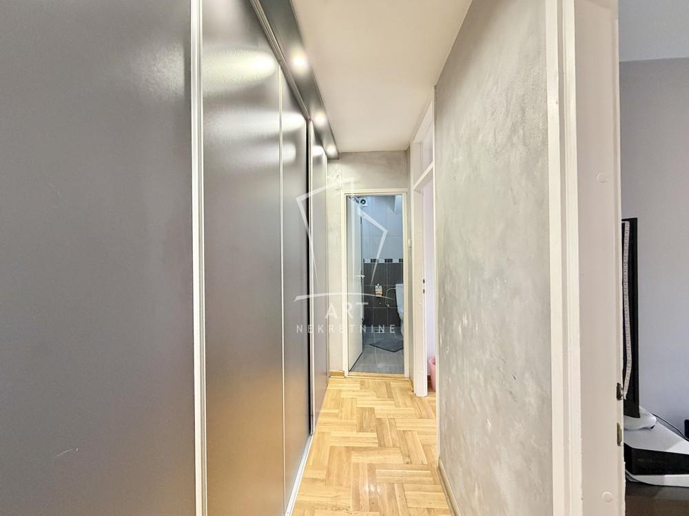 Slika 7 - Svetozara Papića, Trosoban stan na prodaju, 71m2, 203.000€