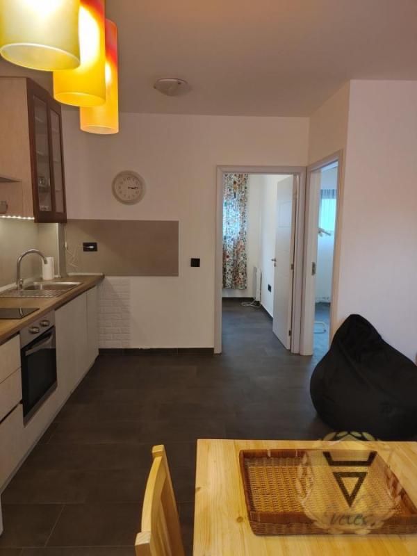 Slika 3 - Trosoban stan za izdavanje, 50m2, 550€