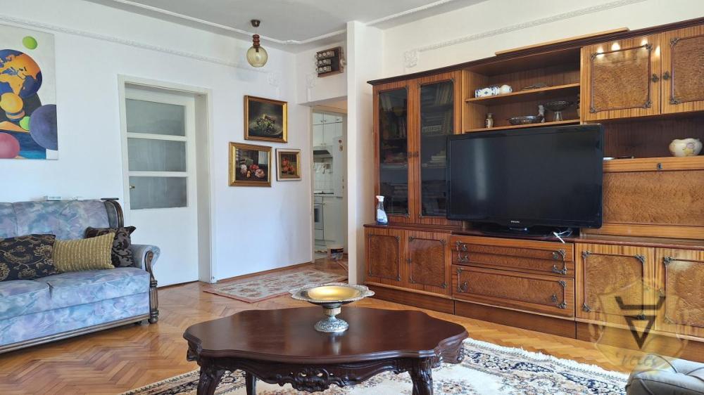 Slika 1 - Trosoban stan za izdavanje, 87m2, 690€