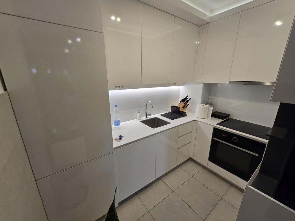 Slika 2 - Uroša Martinovića, Dvosoban stan za izdavanje, 51m2, 900€