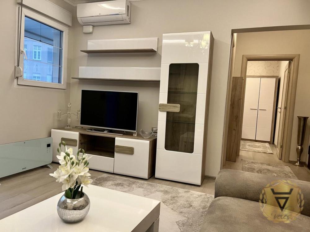 Slika 1 - Jednoiposoban stan za izdavanje, 45m2, 900€