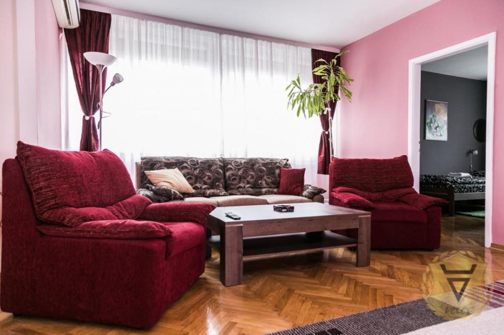 Slika 2 - Trosoban stan za izdavanje, 70m2, 850€